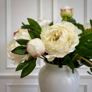 Mixing Faux and Fresh Flowers