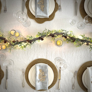 Winter Woodland Pre-lit Garland